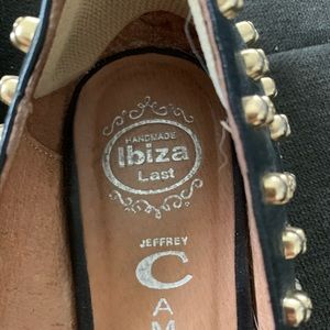 Jeffrey Campbell lbiza gold skull flats